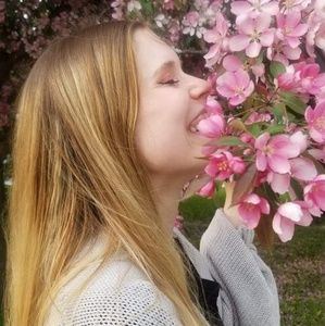 Meet your Posher, Annabel